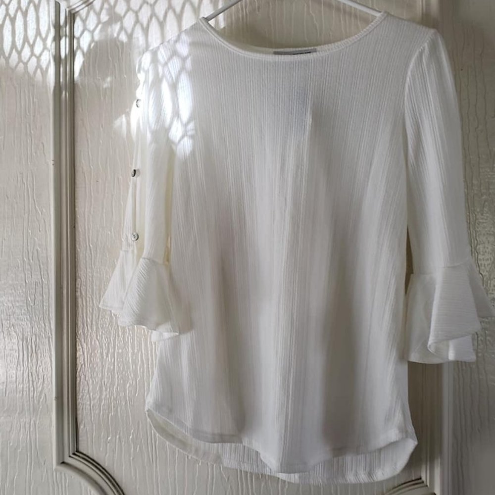Green Envelope white blouse size S, belled sleeves